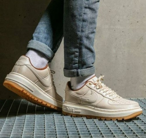 AF1 LOW LUXE PECAN SHOE