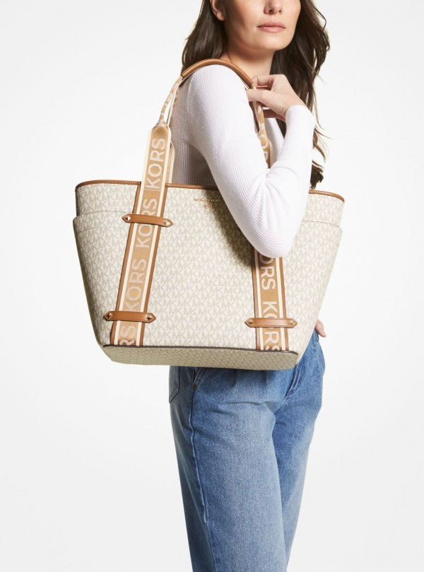 Maeve tote collection