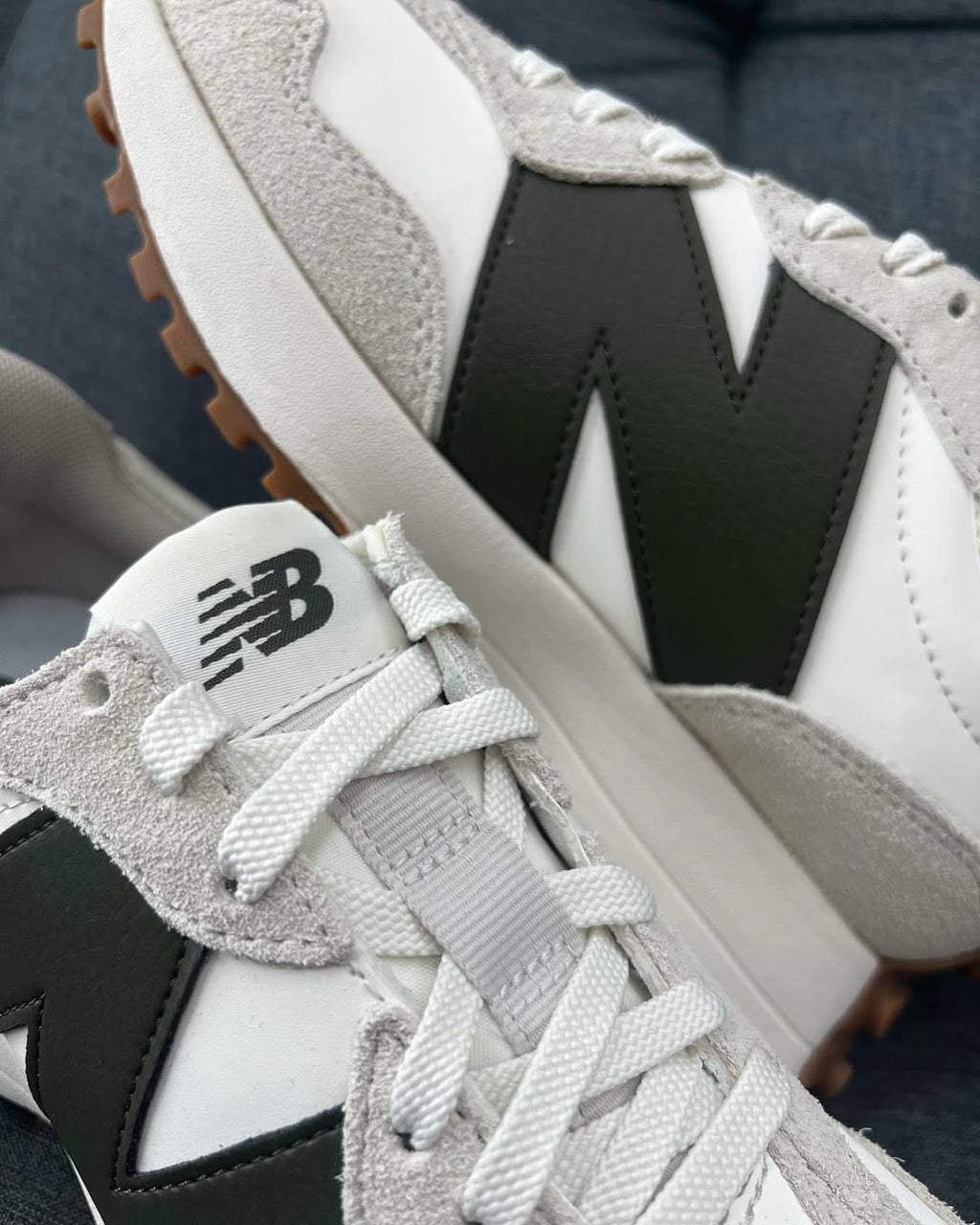 NEW BALANCE 327 MOONBEAM GREEN