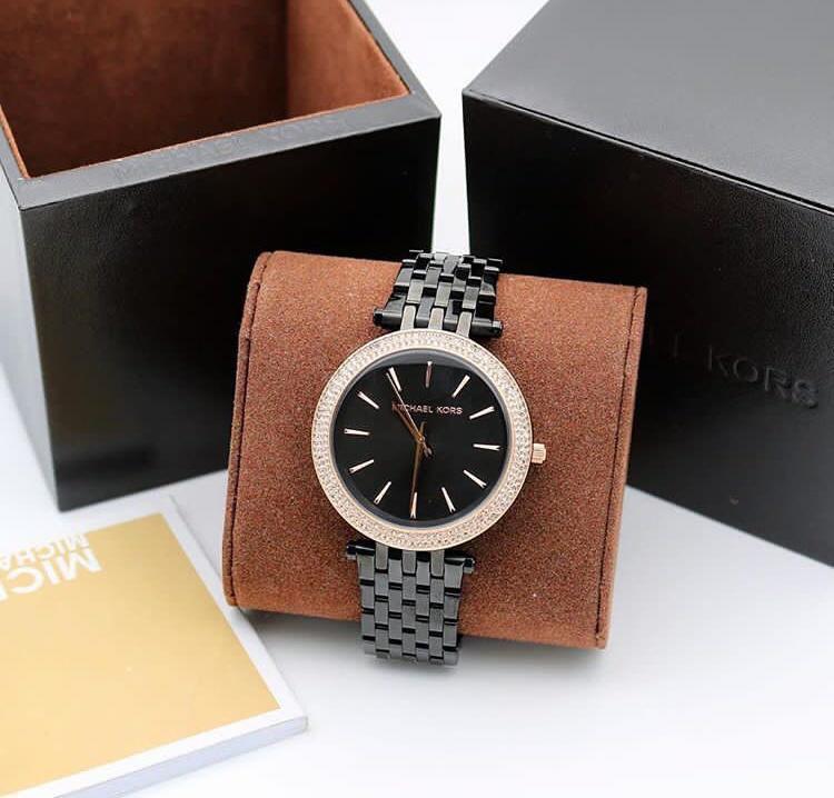 Premium quality watch for her