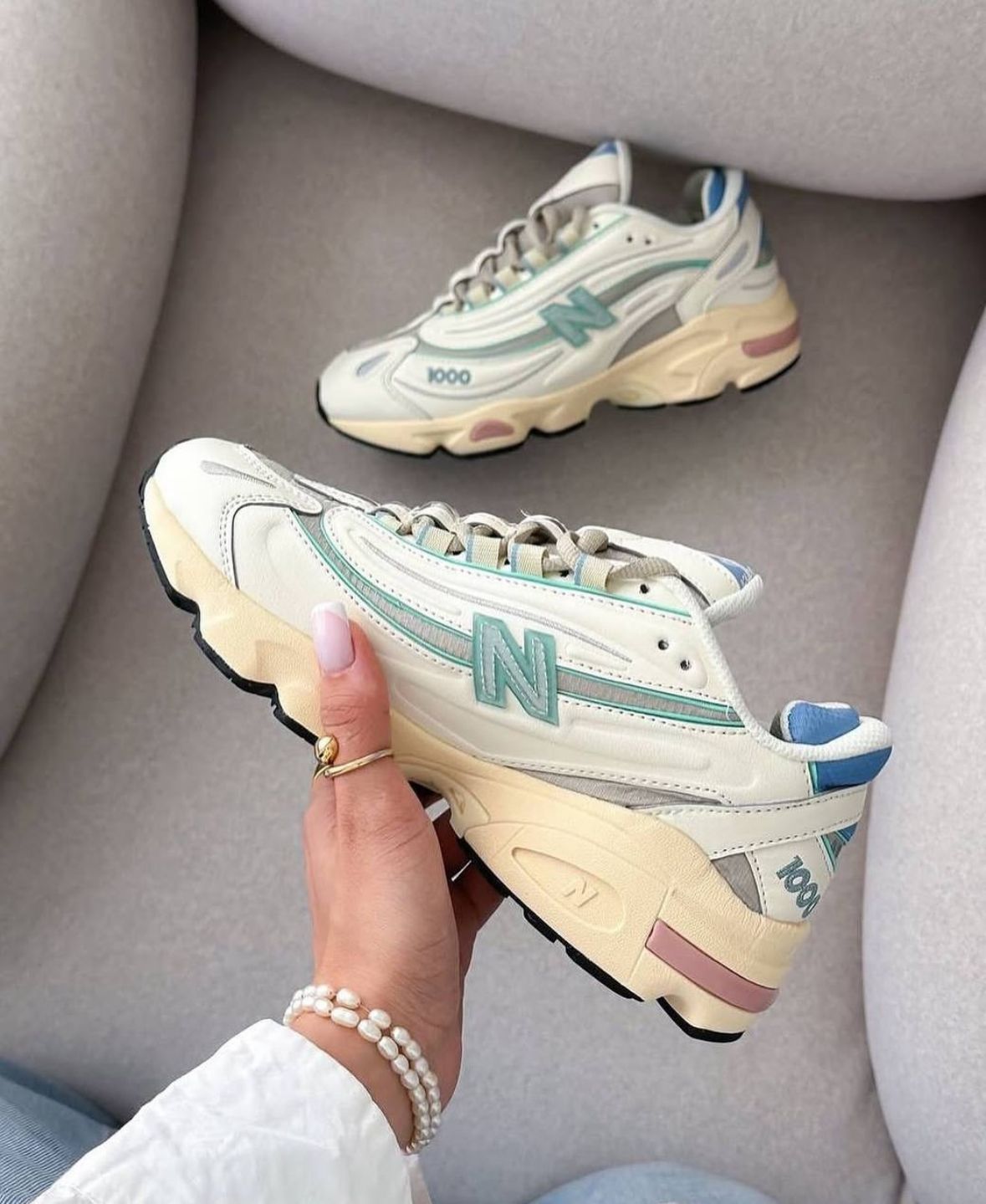 NB 1000 white moonrock