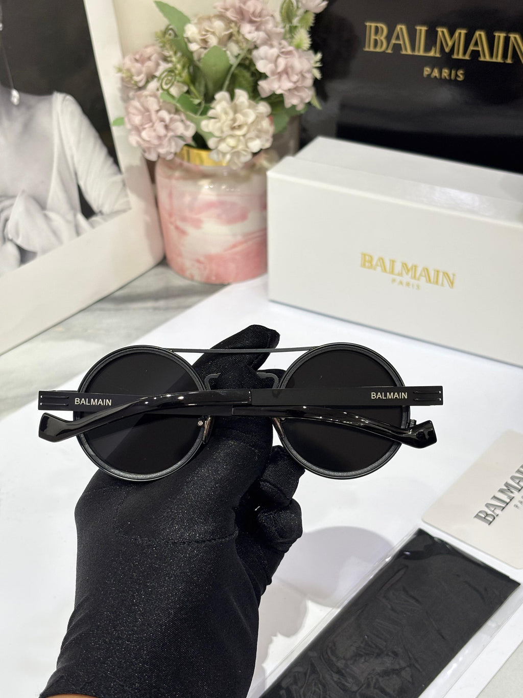 Luxury lens changing dark to light