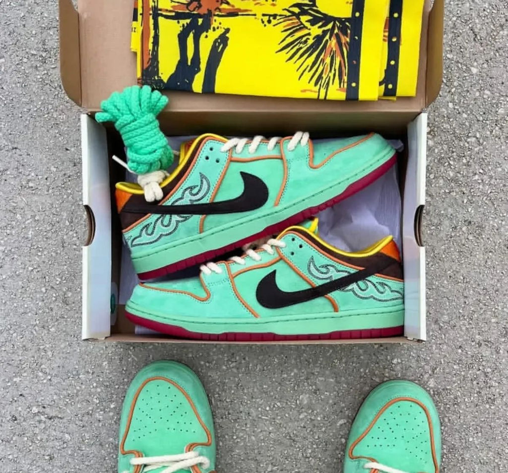 SB dunk rodeo tourmaline