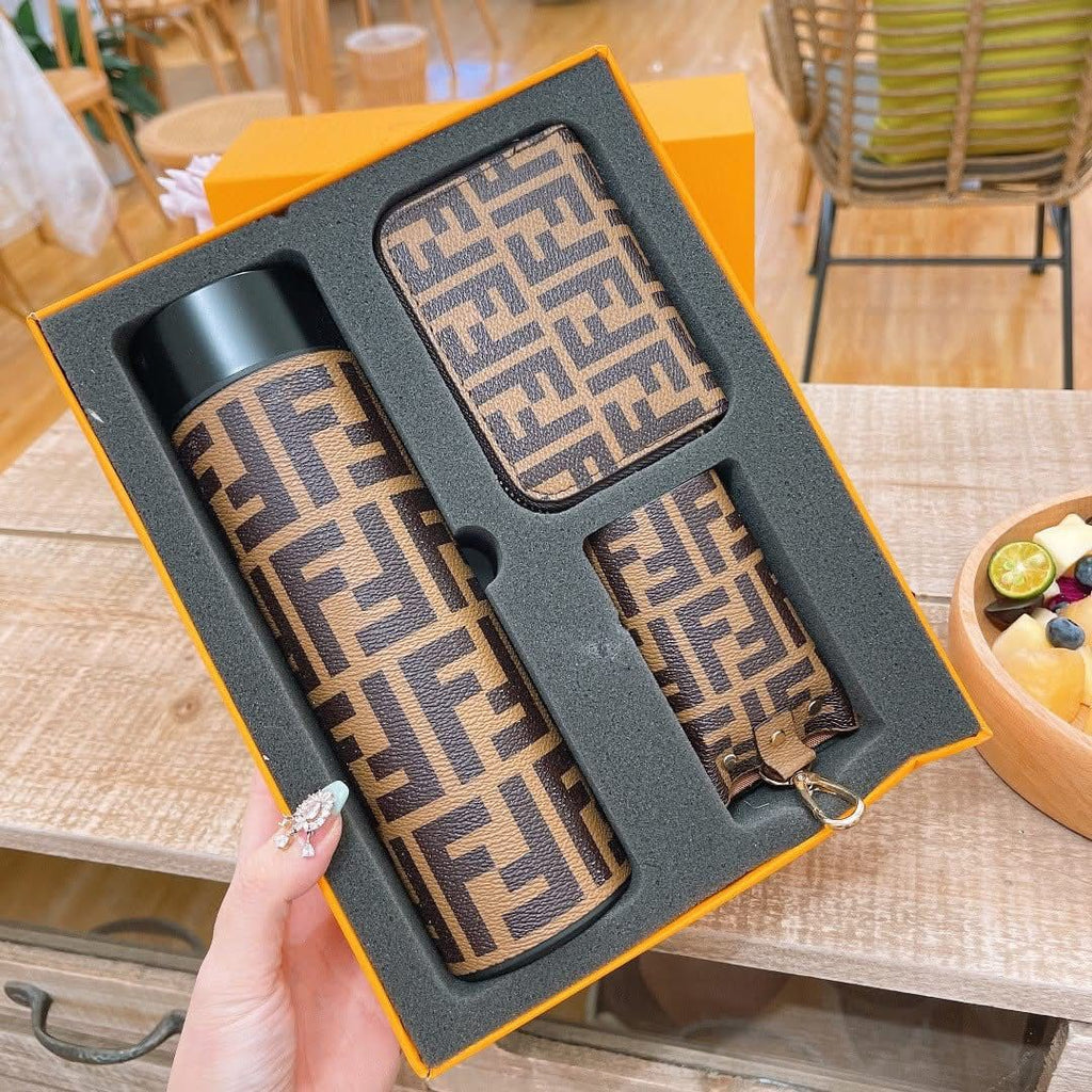 Set thermos and key holder