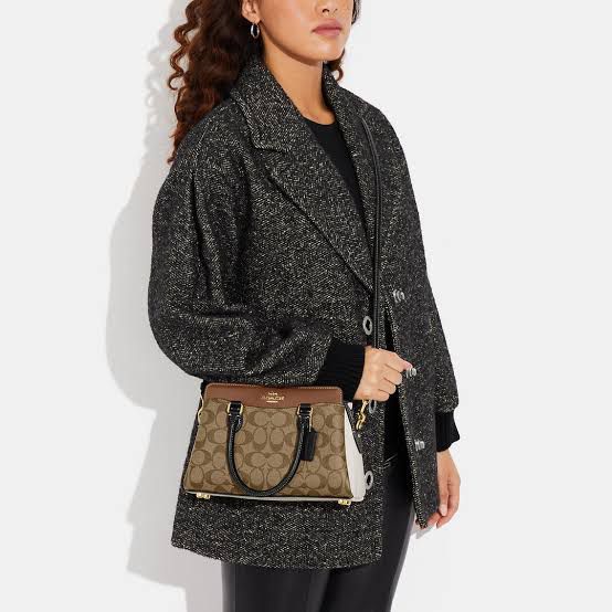 CC CROSSBODY BAGS