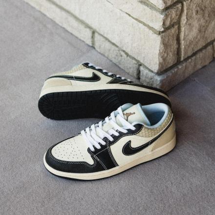 Air jordan 1 low coconut milk black