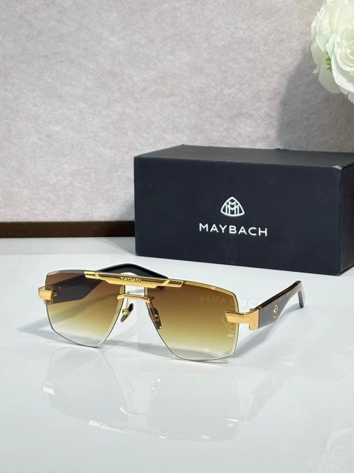 WAYFARER SUNGLASSES