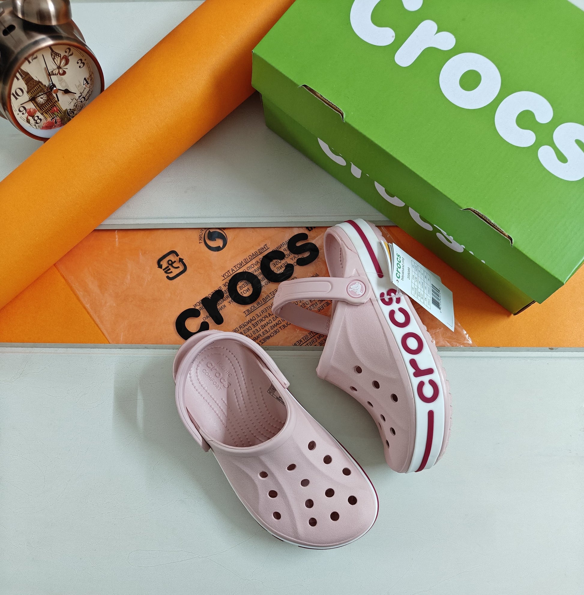 CROCS FOR GIRLS