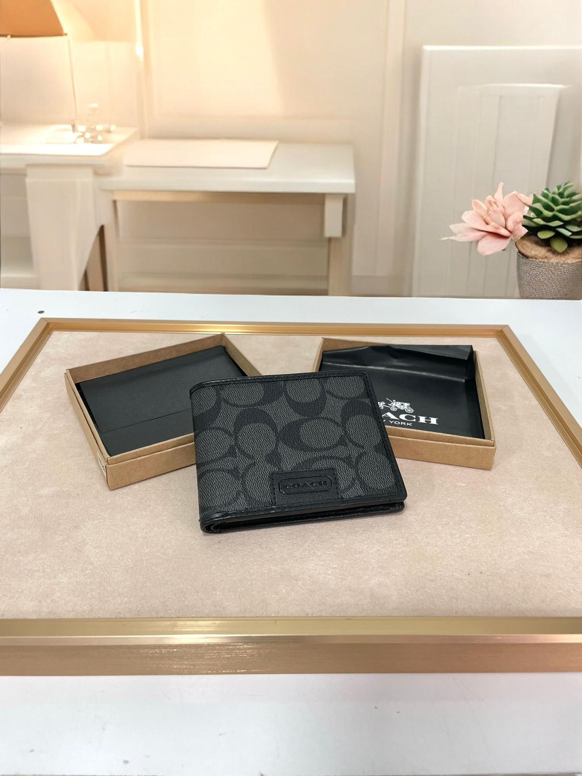 Coach leather mens wallets