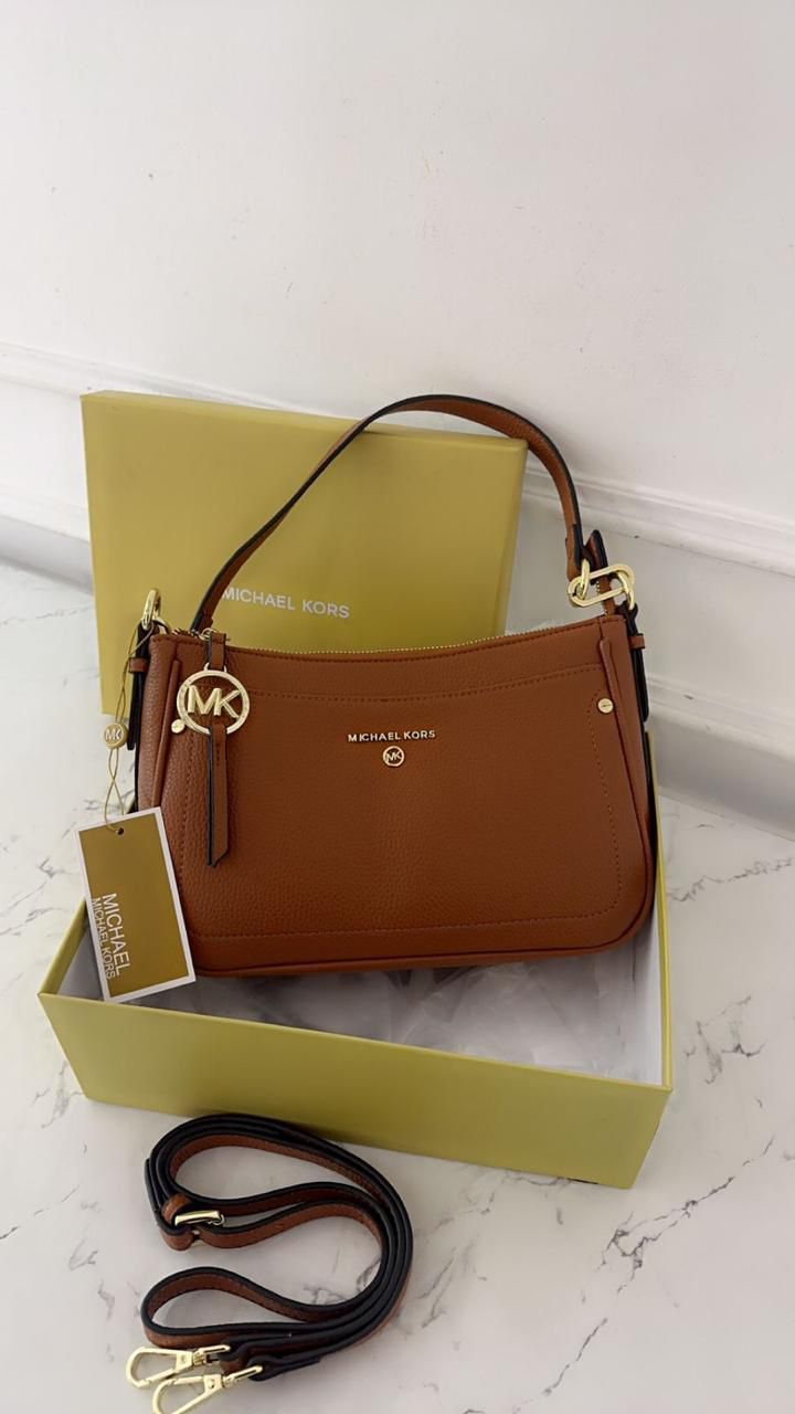 Premium shoulder bag