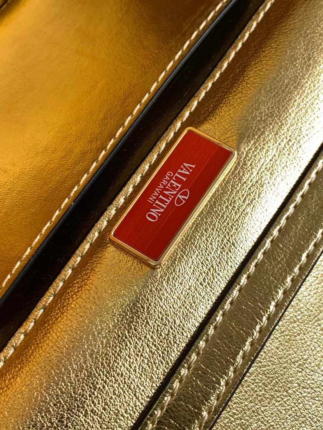 LOCÒ crystal-embellished handbag