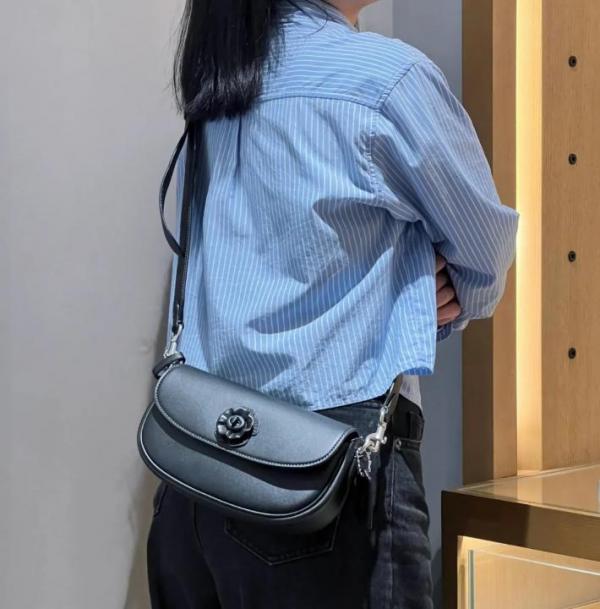 EMMY SADDLE PREMIUM COLLECTION