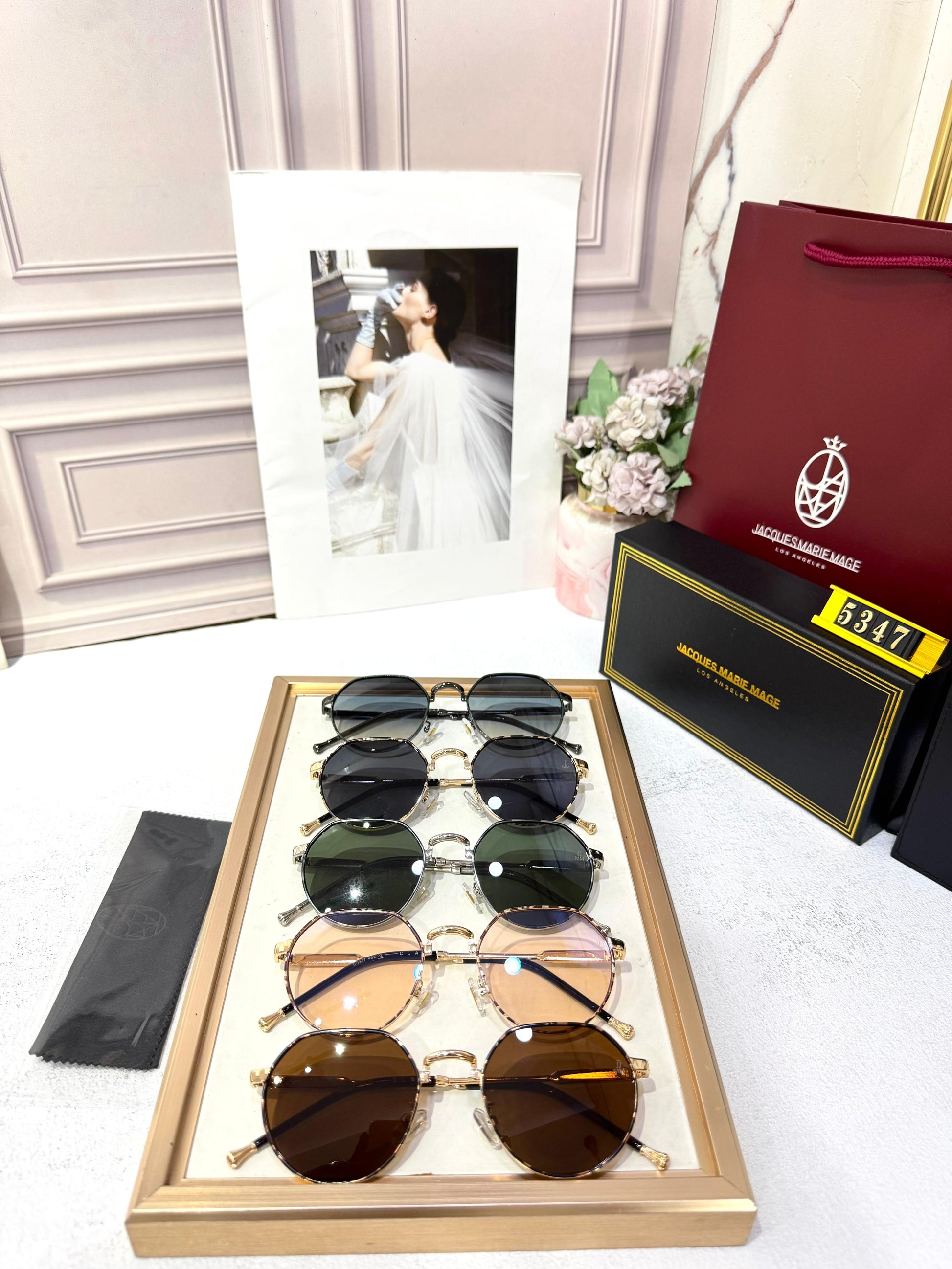 UNISEX SUNGLASSES