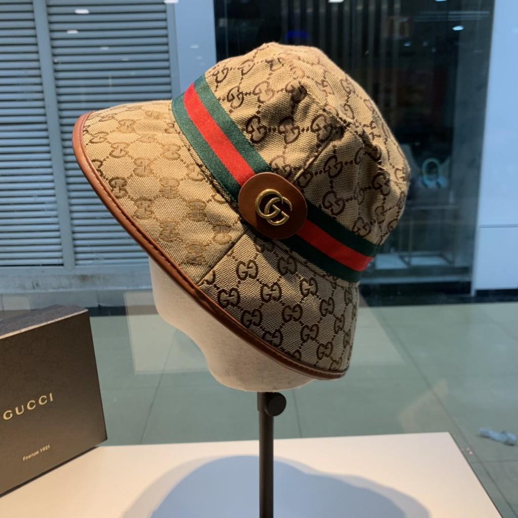 GG bucket hat