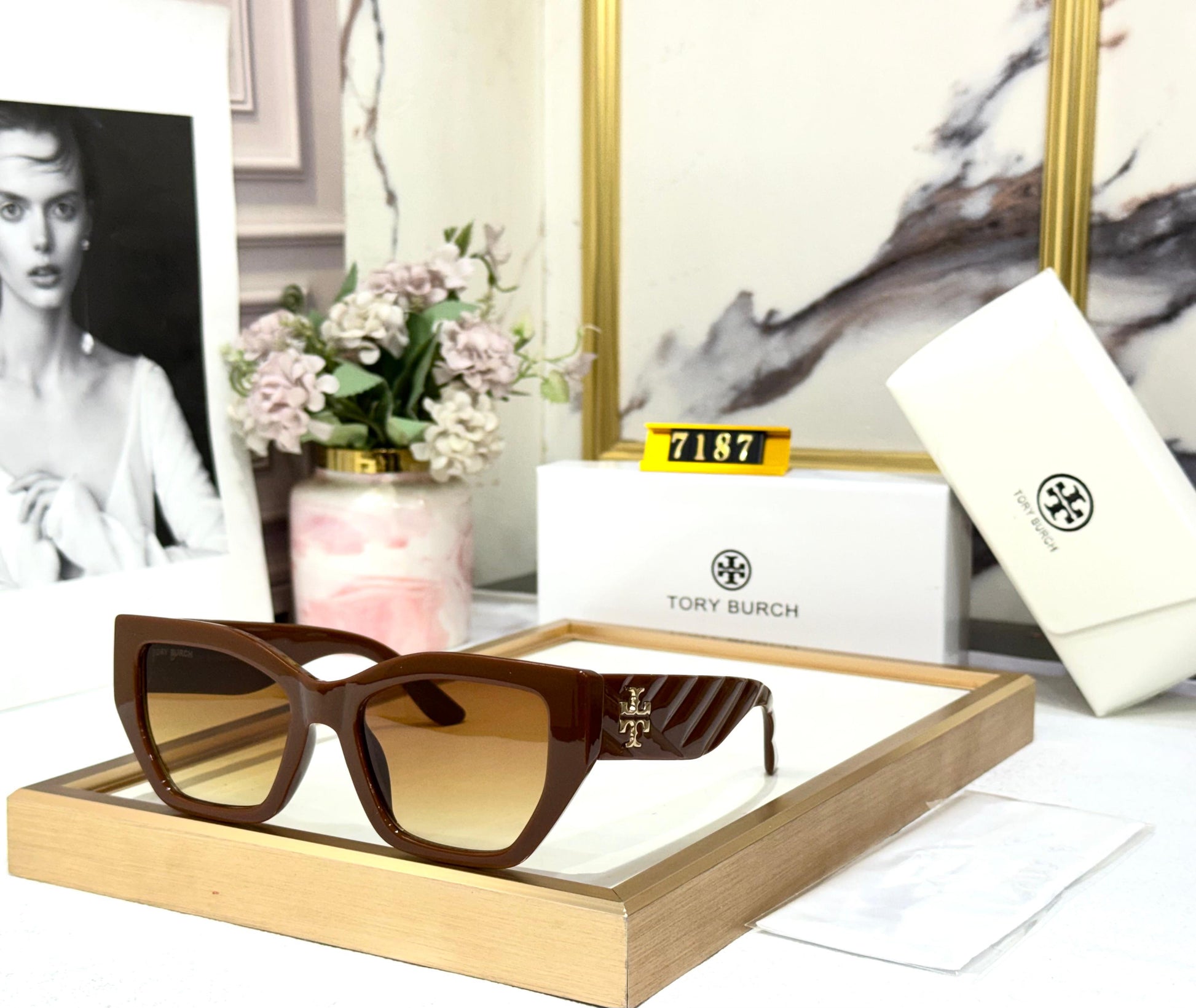 TB WOMEN SUNGLASSES