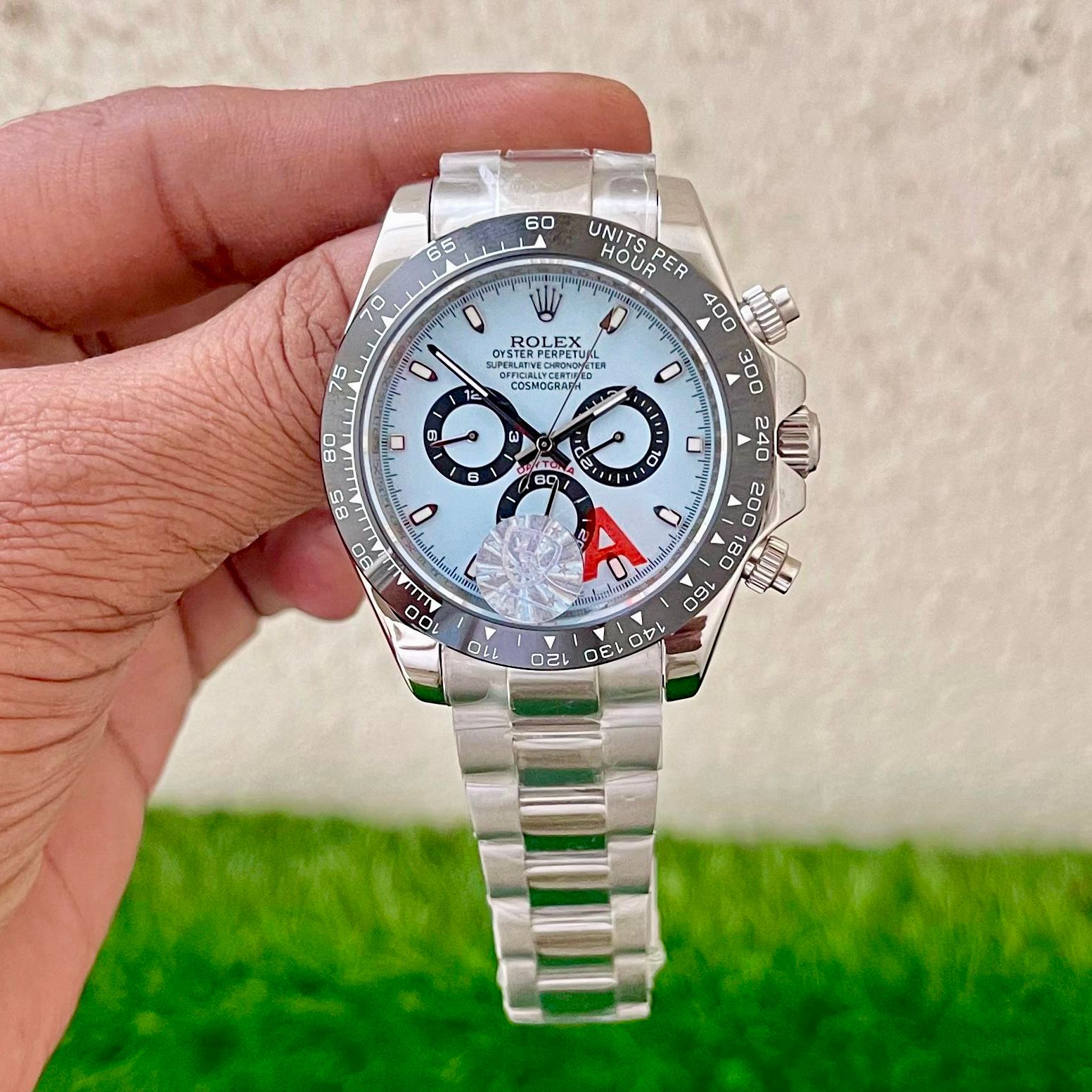 Premium quality watch