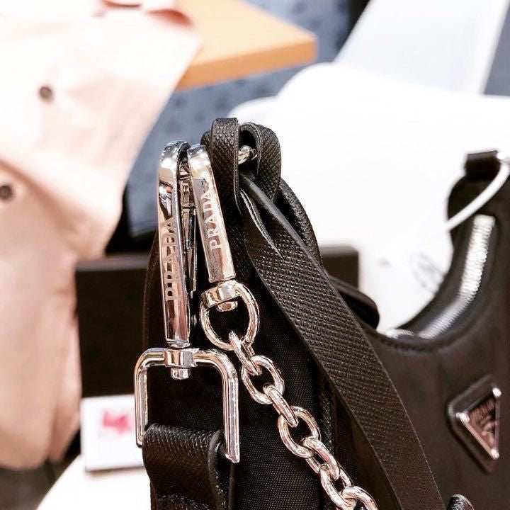 Nylon Parachute Material Crossbody Bag