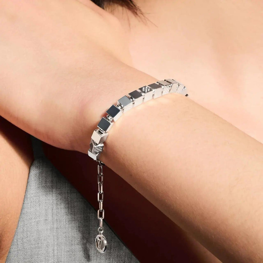 Cube bracelet