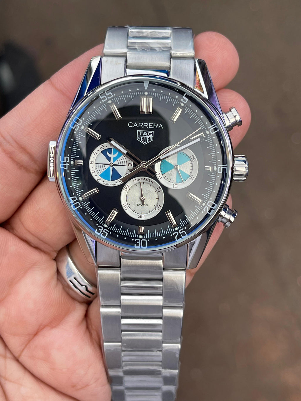 Premium quality watch