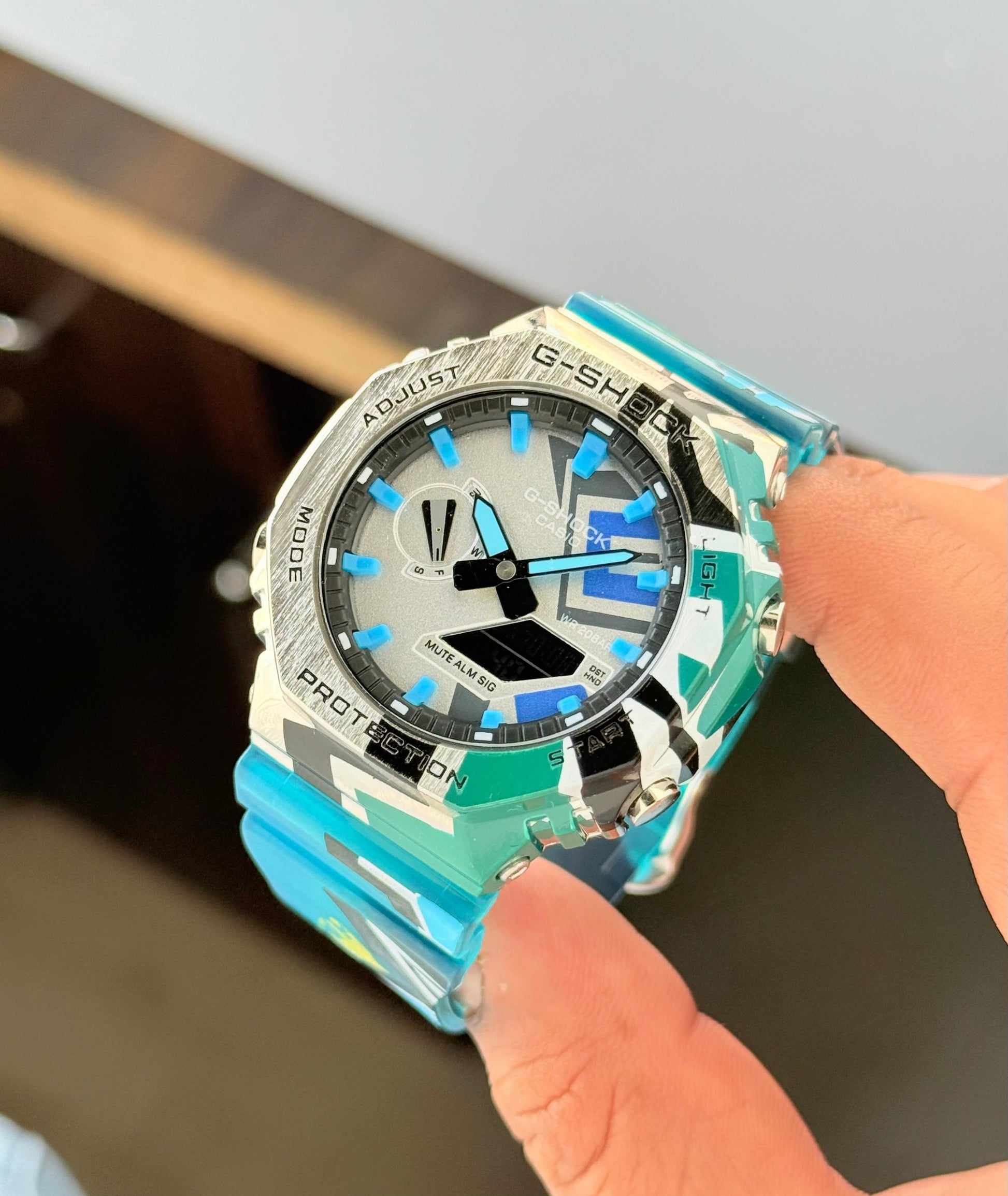 METAL RAINBOW WATCH