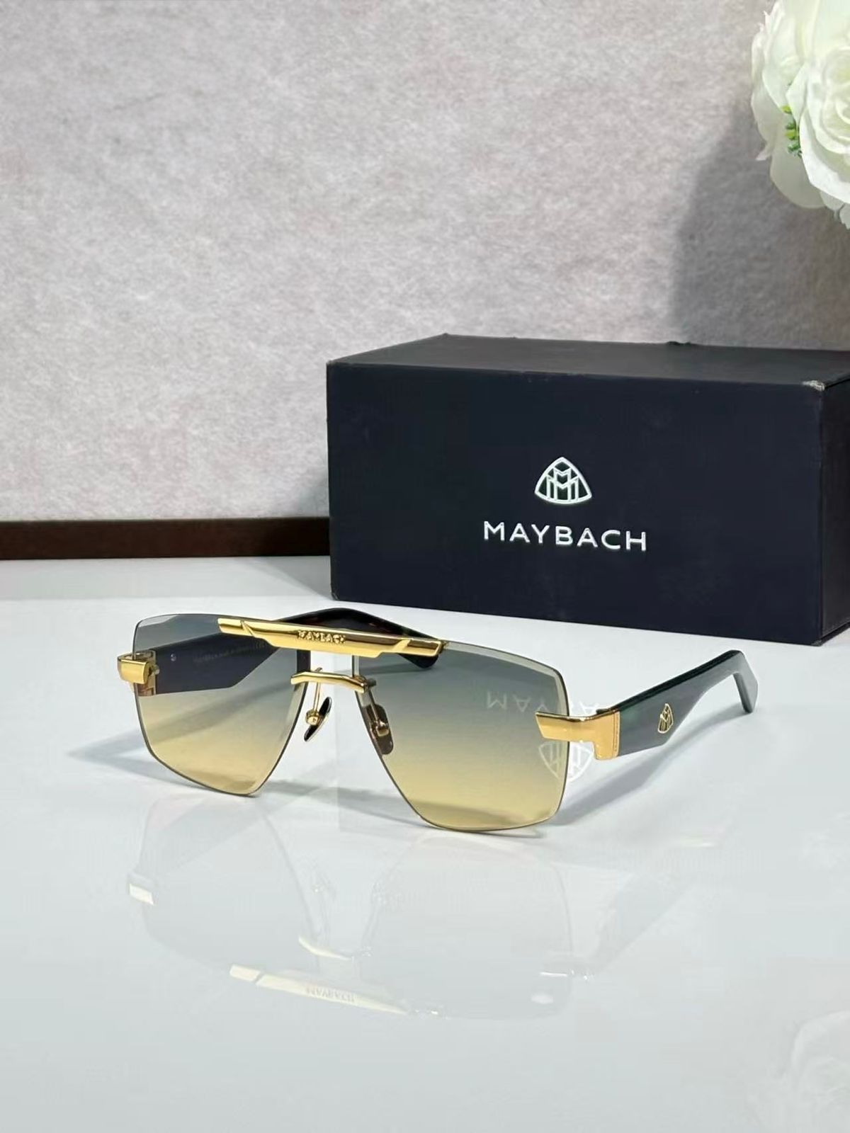 WAYFARER SUNGLASSES