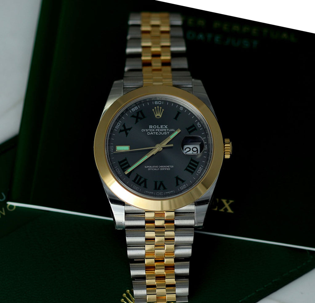 Premium quality watch