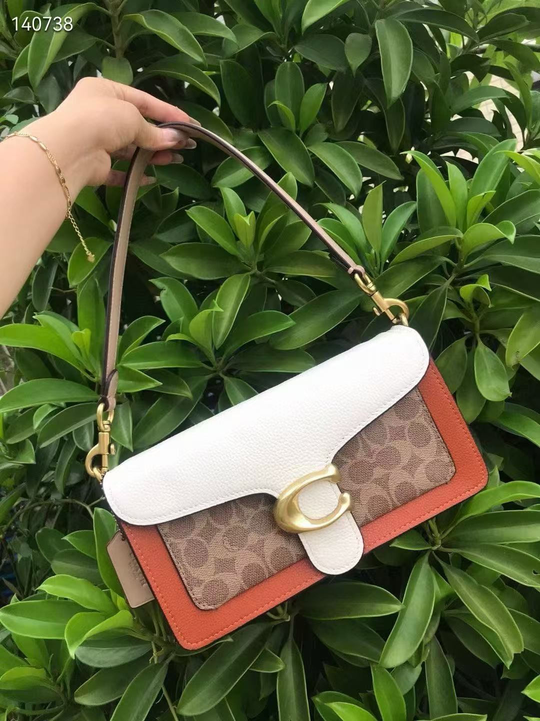 Luxury shoulder bag