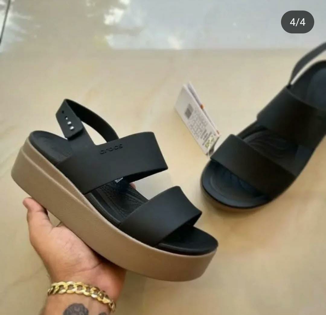 Brooklyn wedges for her