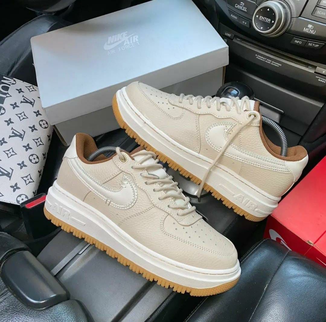 AF1 LOW LUXE PECAN SHOE
