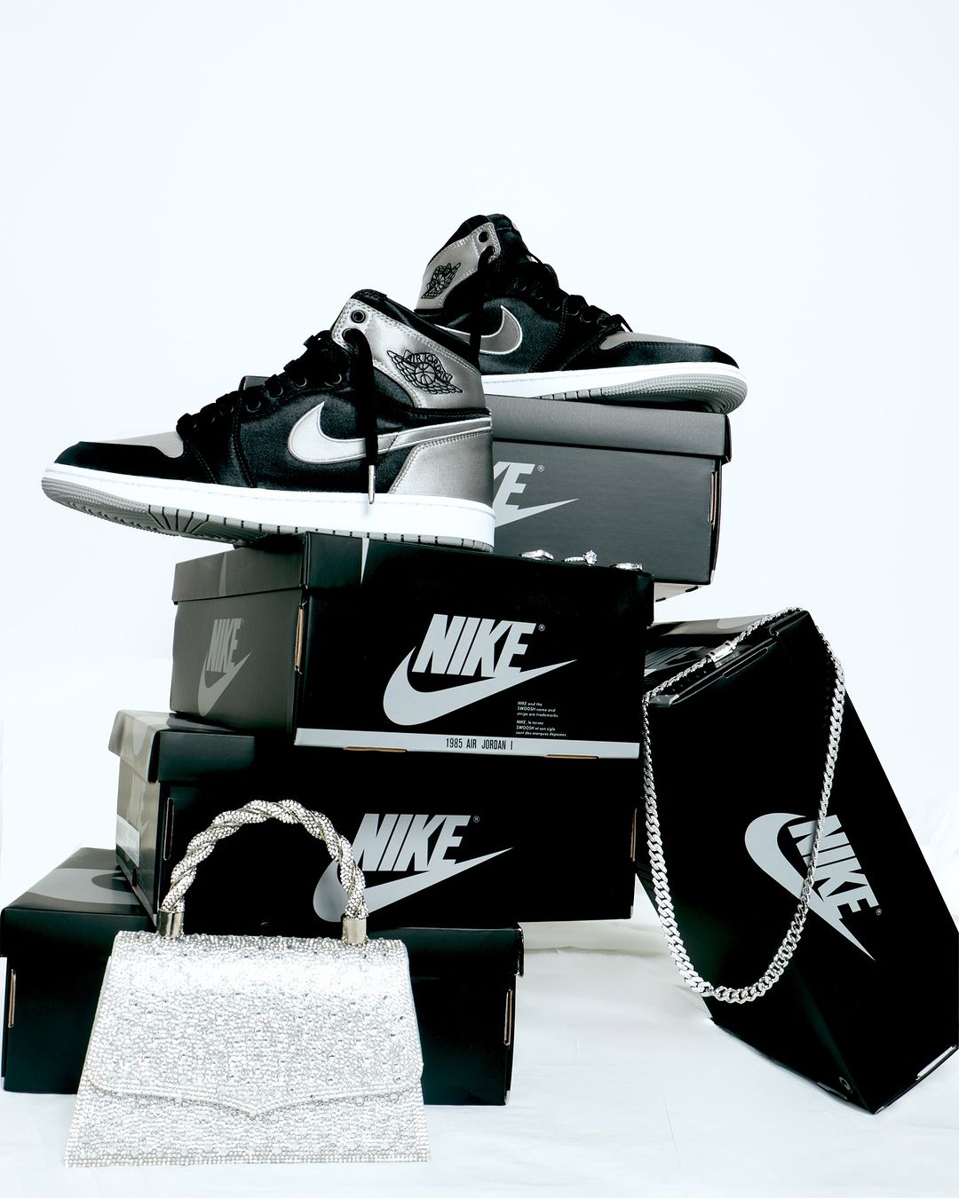 Air jordan retro 1 satin shadow