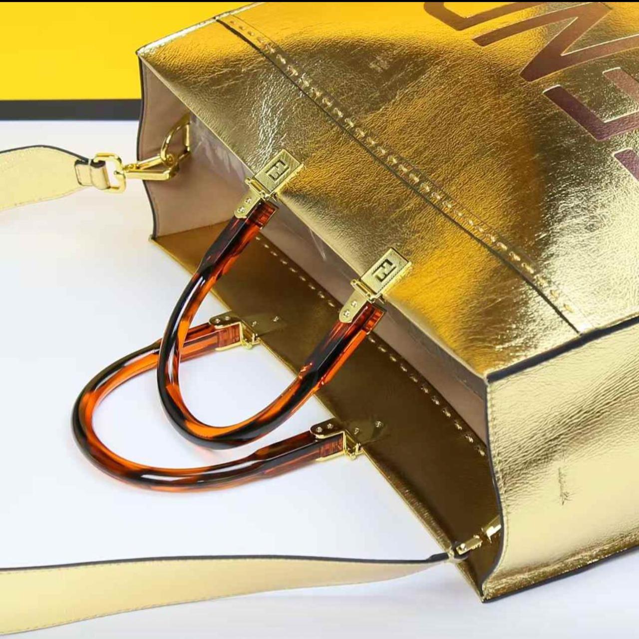 LATEST EDITION TOTES BAG