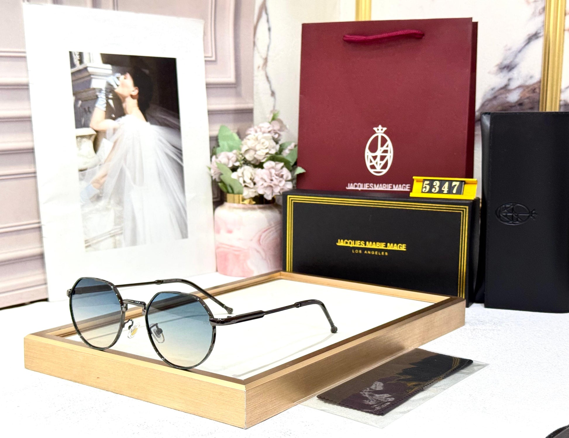 UNISEX SUNGLASSES