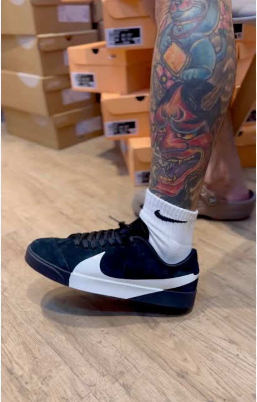 Blazer city black & white