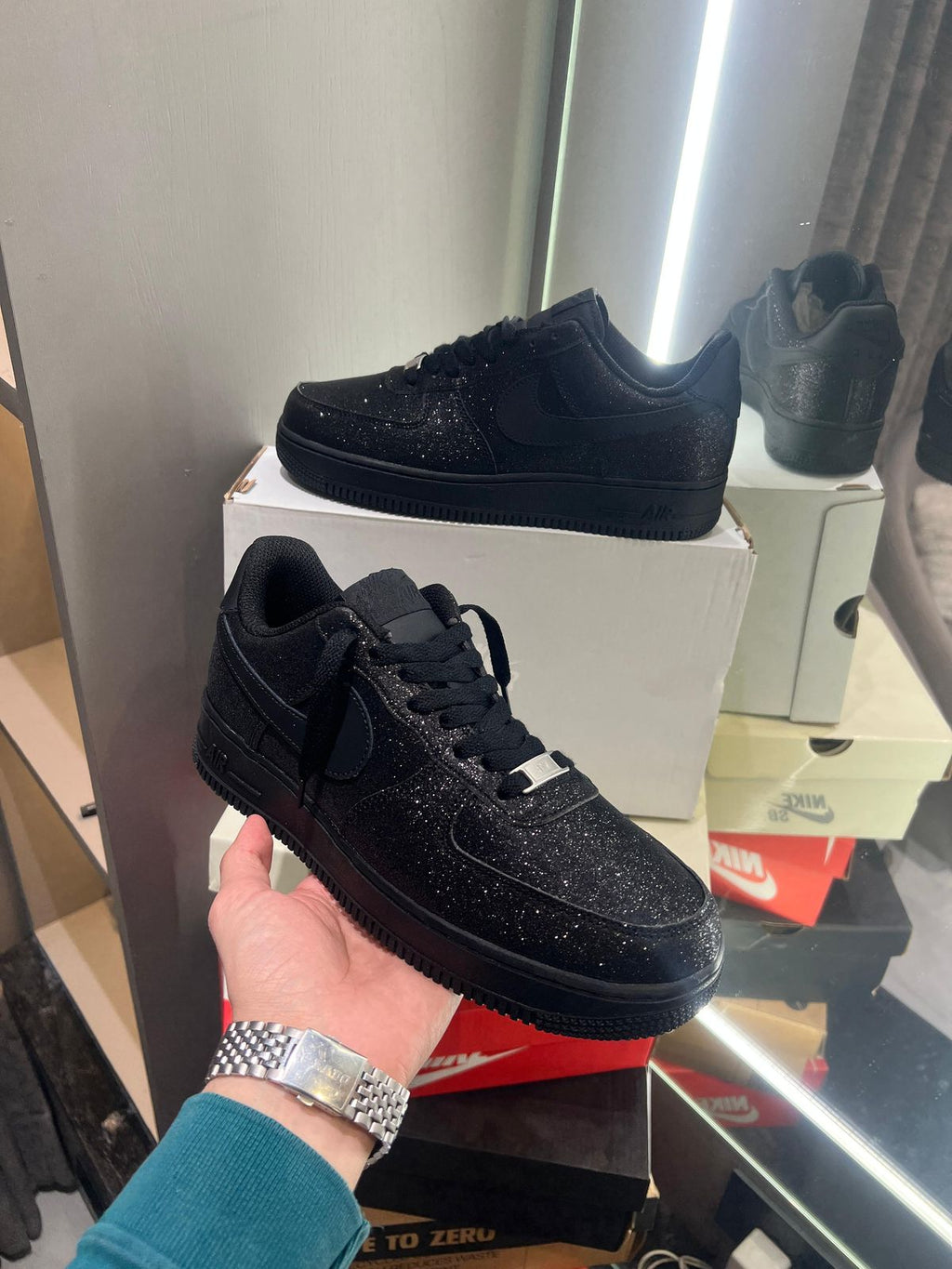 Airforce 1 all black glitter