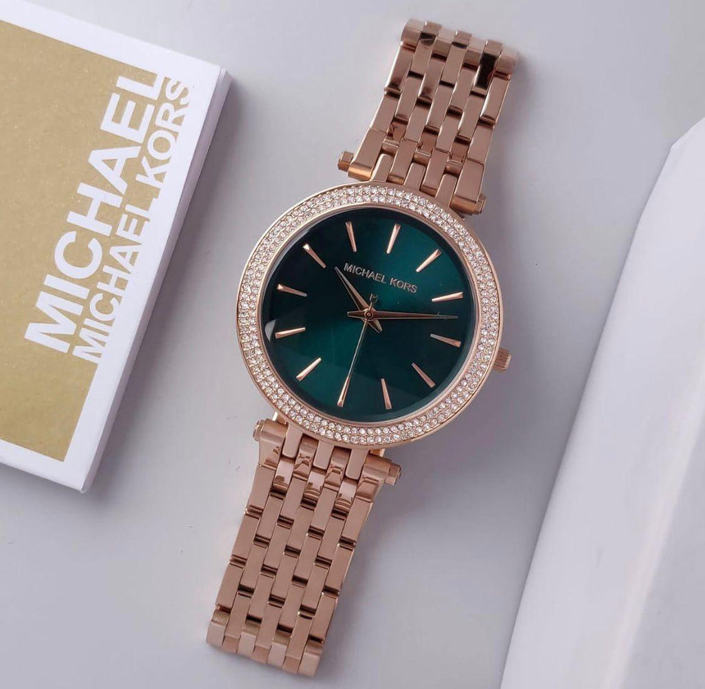 Premium quality watch for her