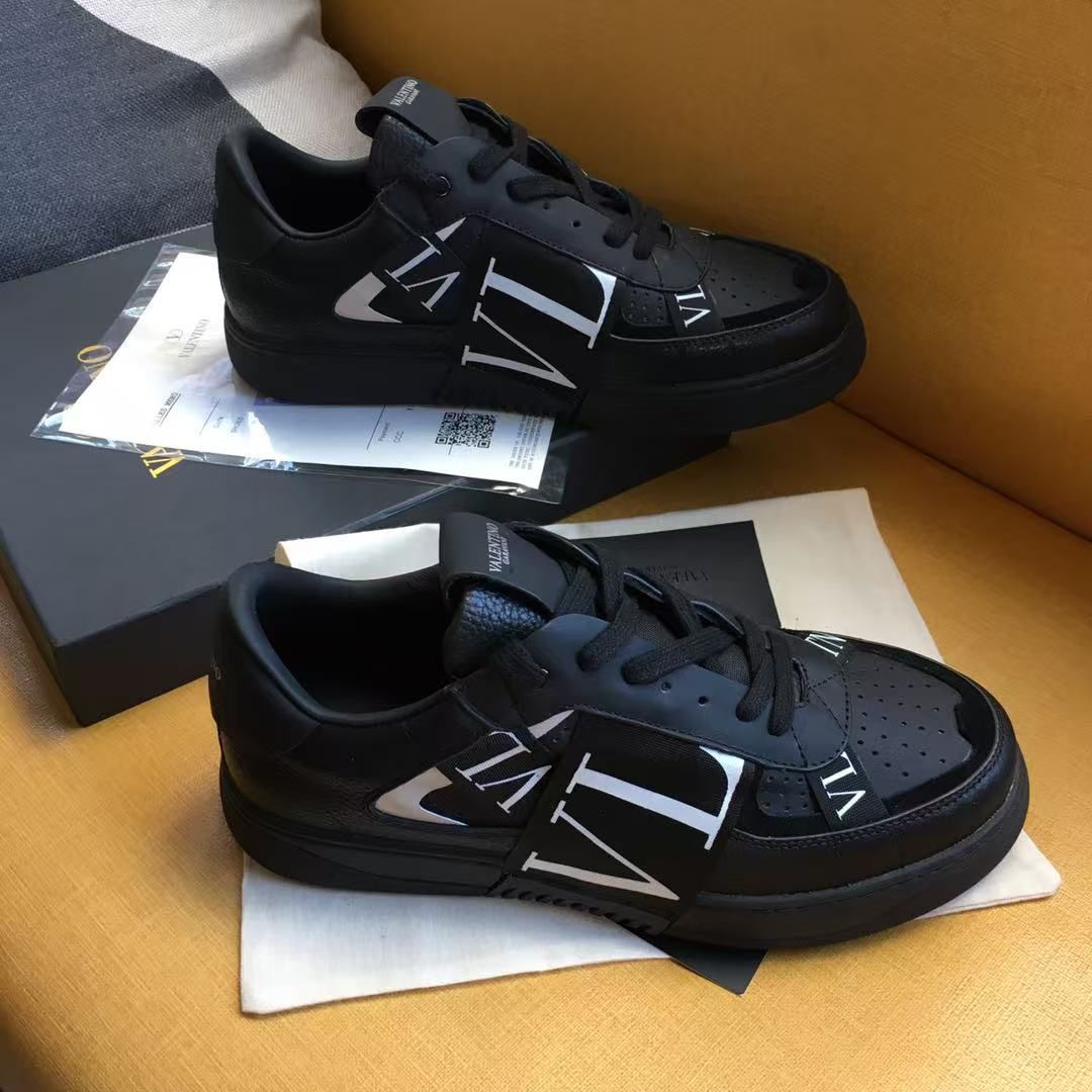 Authentic quality sneakers