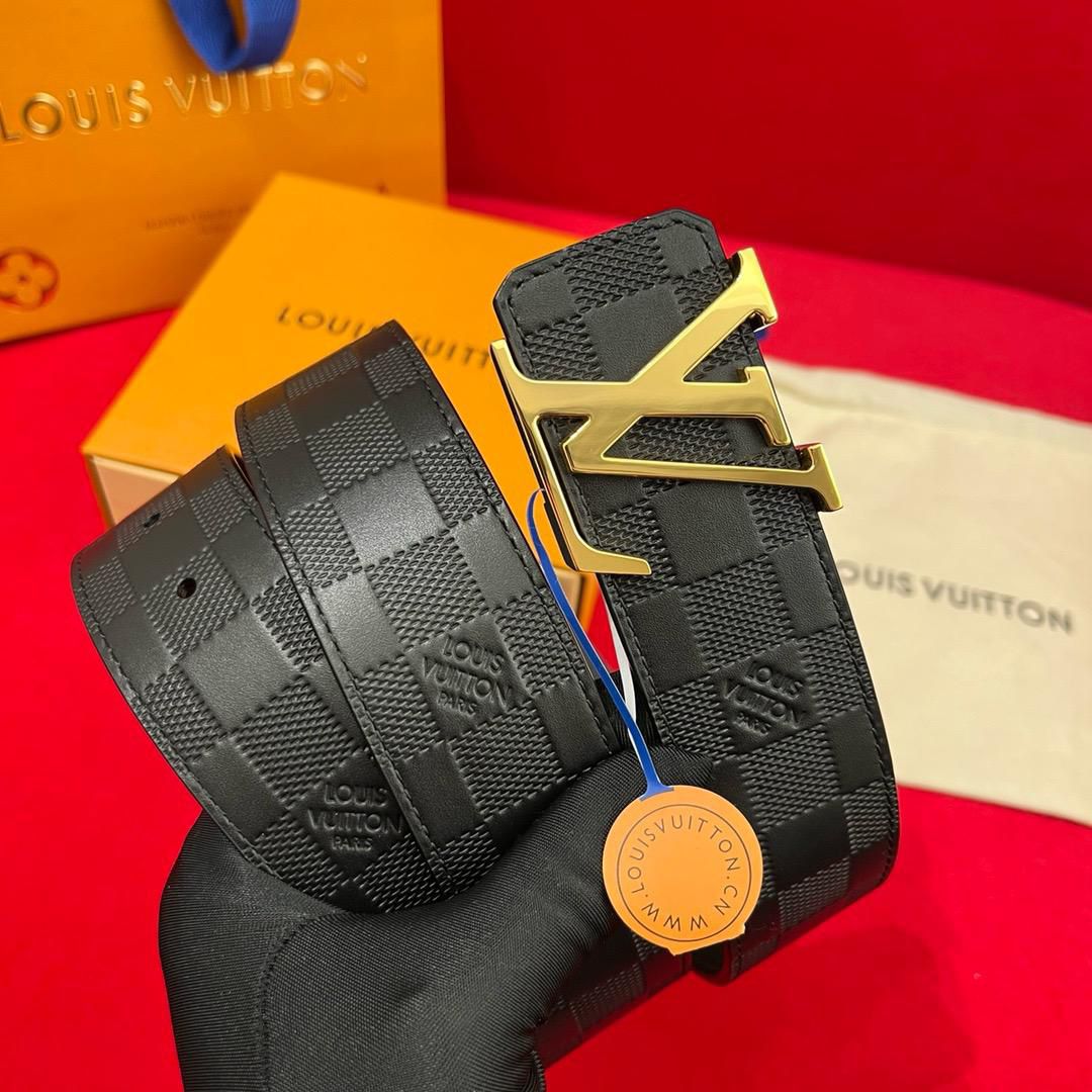 Luxury leather belts