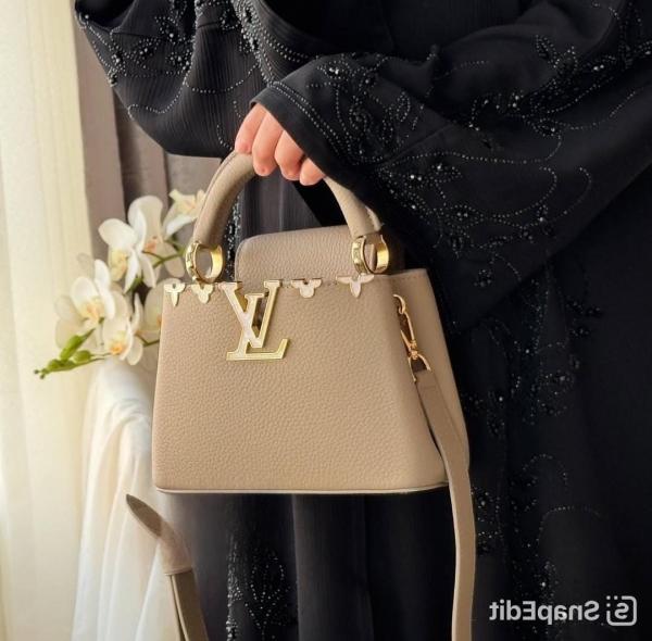 CAPUCINES BB SHOULDER BAG