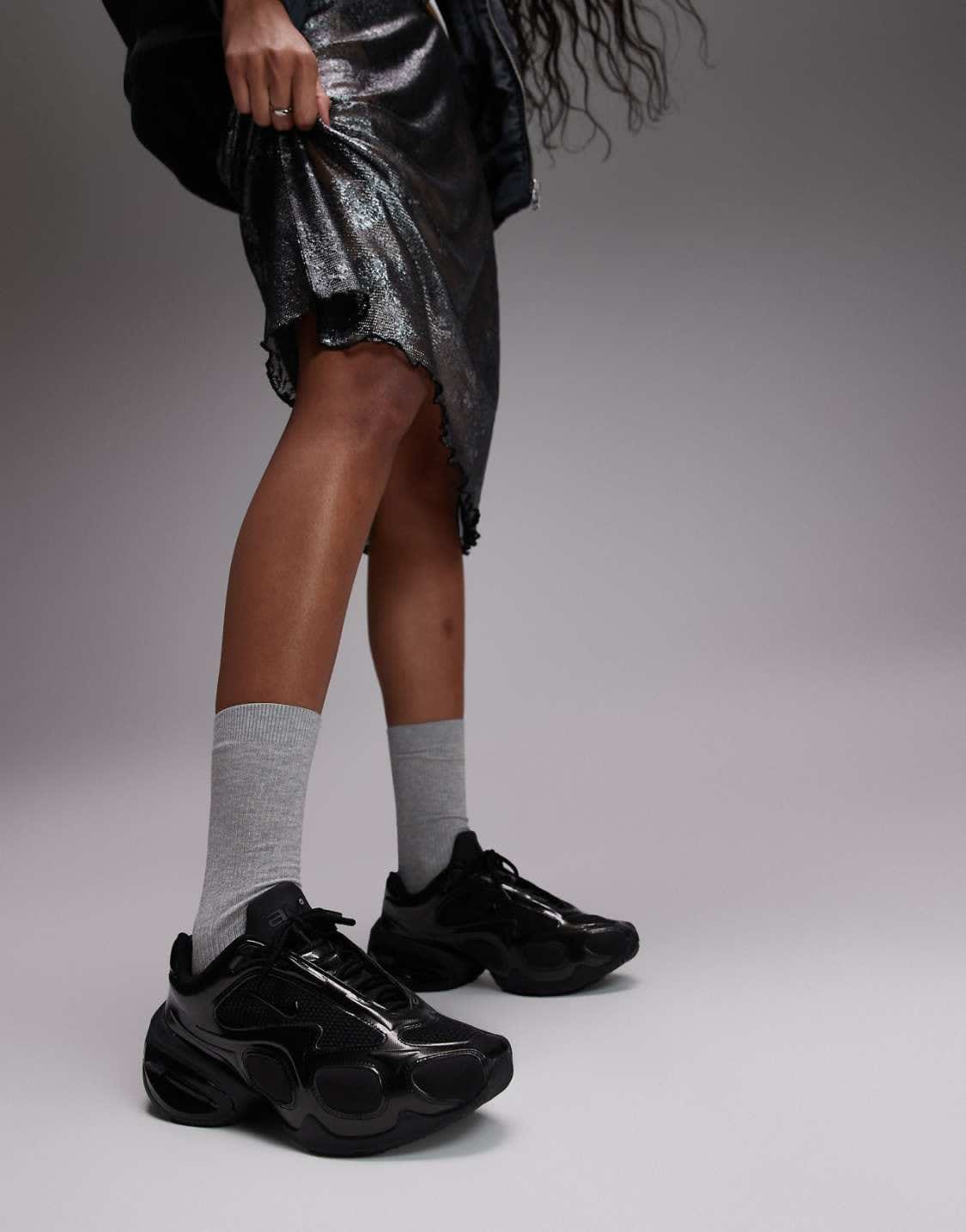 AIRMAX MUSE TRIPPLE BLACK