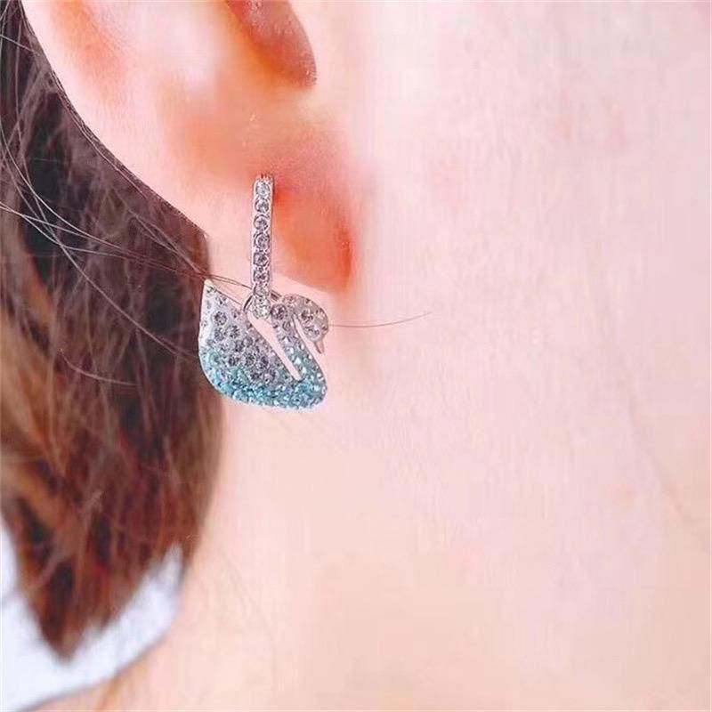 Premium swan neck chain