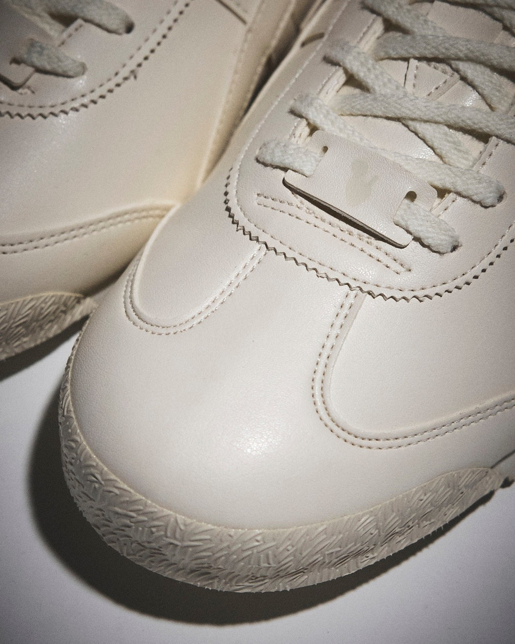 ONITSUKA TIGER MEXICO 66