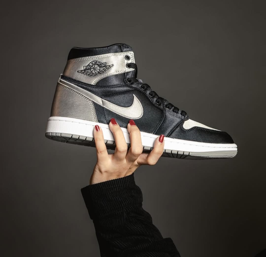 Air jordan retro 1 satin shadow